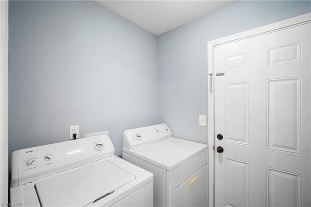 80 Meadowdale Drive, Denton, NC 27239