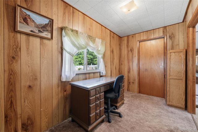 3700 Sylvester Drive, Dryden Township, MI 48428