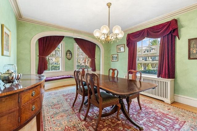 7 Cliff Street, Winchester, MA 01890