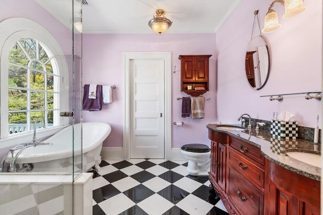 7 Cliff Street, Winchester, MA 01890