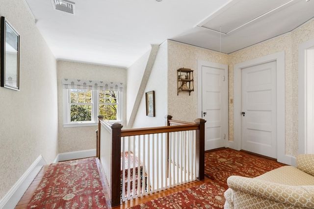 7 Cliff Street, Winchester, MA 01890