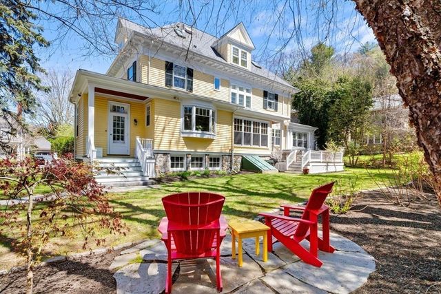 7 Cliff Street, Winchester, MA 01890