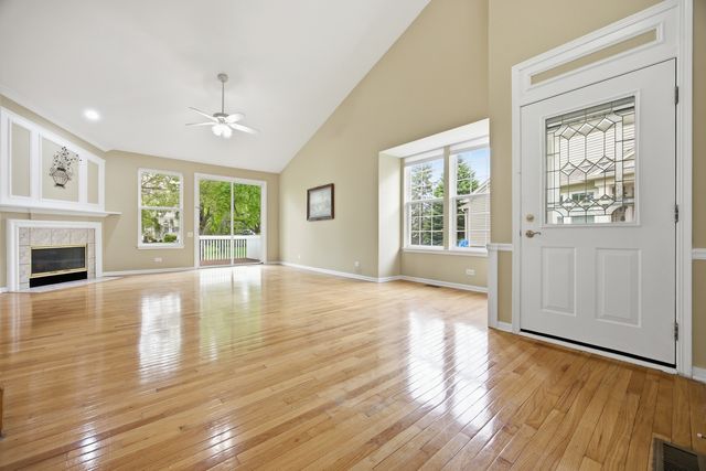 23 Brixton Court, Algonquin, IL 60102