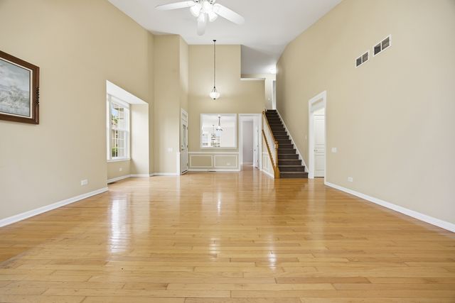 23 Brixton Court, Algonquin, IL 60102