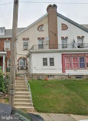 7251 WALNUT ST, Upper Darby, PA 19082