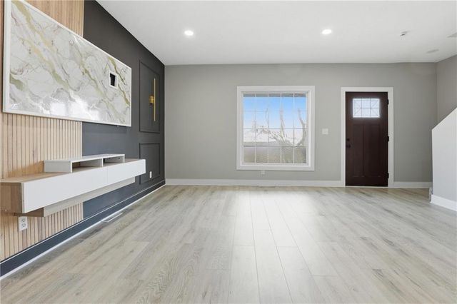 36 S 14th Street, Kansas City, KS 66102