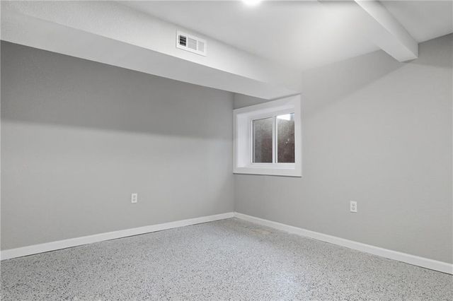 36 S 14th Street, Kansas City, KS 66102