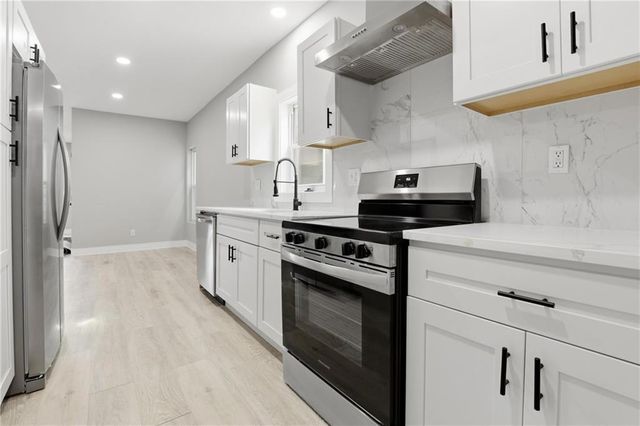 36 S 14th Street, Kansas City, KS 66102