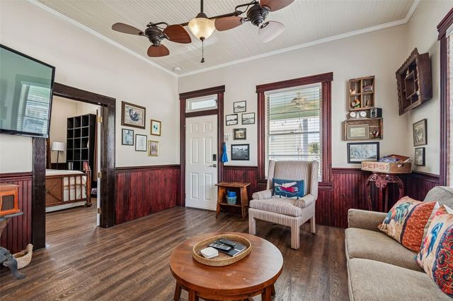 1607 N 19TH STREET, Tampa, FL 33605