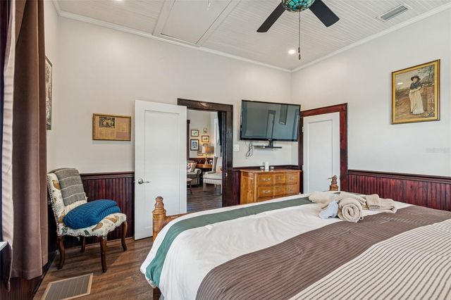 1607 N 19TH STREET, Tampa, FL 33605