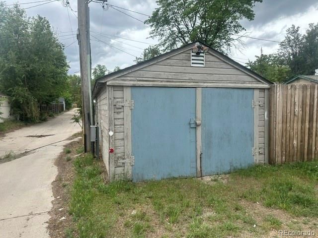4990 Hooker Street, Denver, CO 80221