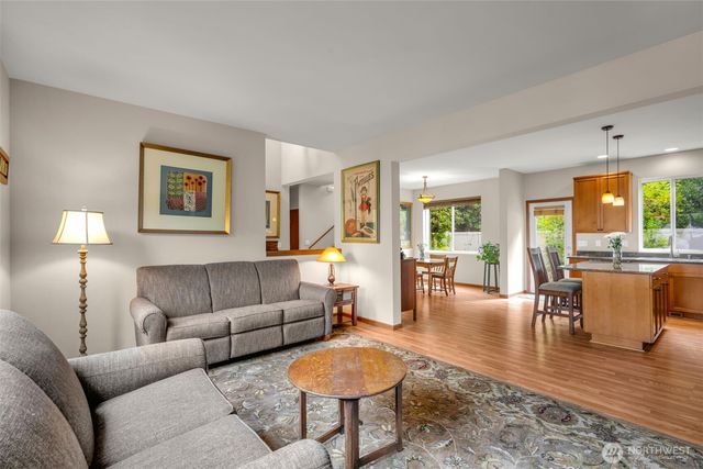 160 6th Avenue SE, Issaquah, WA 98027