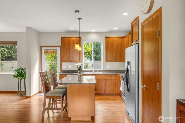 160 6th Avenue SE, Issaquah, WA 98027
