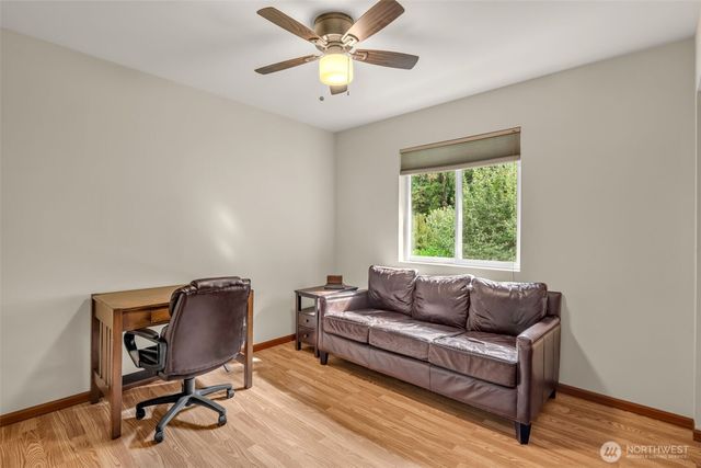 160 6th Avenue SE, Issaquah, WA 98027