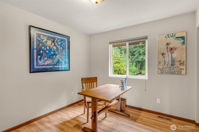 160 6th Avenue SE, Issaquah, WA 98027