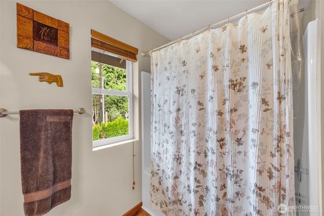 160 6th Avenue SE, Issaquah, WA 98027