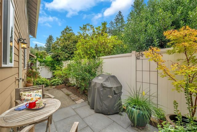 160 6th Avenue SE, Issaquah, WA 98027