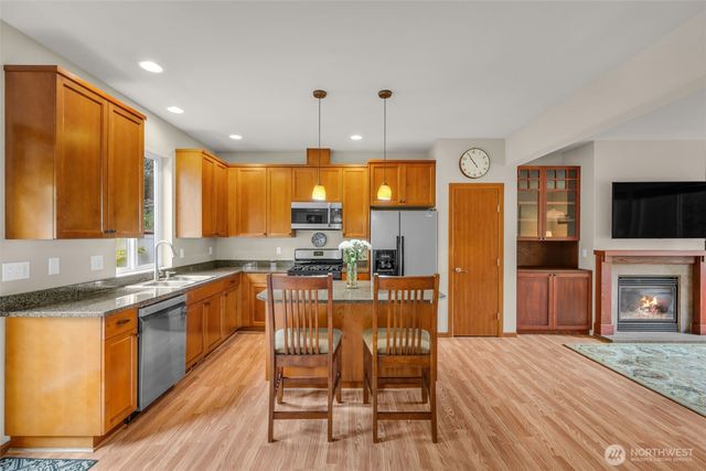 160 6th Avenue SE, Issaquah, WA 98027