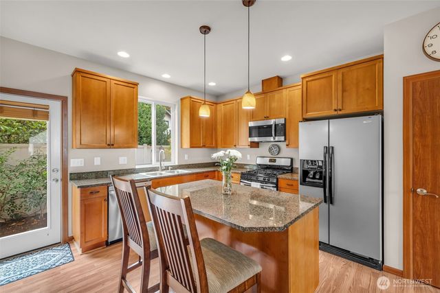 160 6th Avenue SE, Issaquah, WA 98027