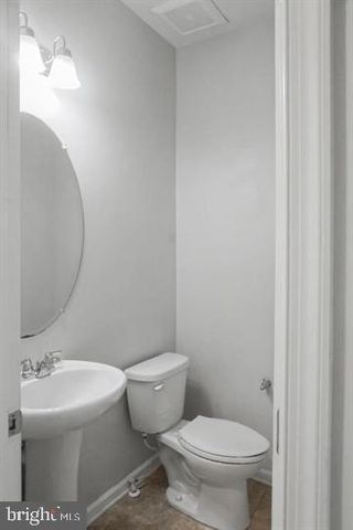 49 LOCKS FARM LN, Downingtown, PA 19335