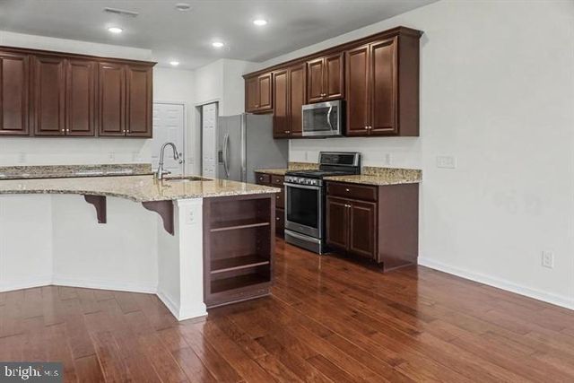 49 LOCKS FARM LN, Downingtown, PA 19335