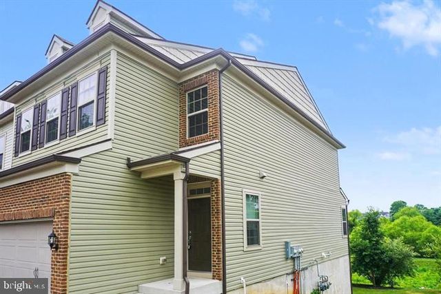49 LOCKS FARM LN, Downingtown, PA 19335