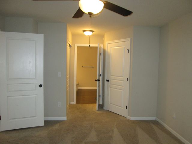 3988 Country Mill Ridge, Burlington, KY 41005
