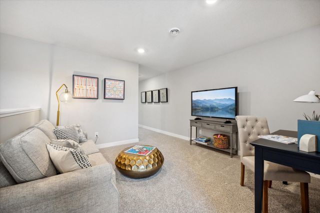 1034 Goldenrod Trail, Waconia, MN 55387