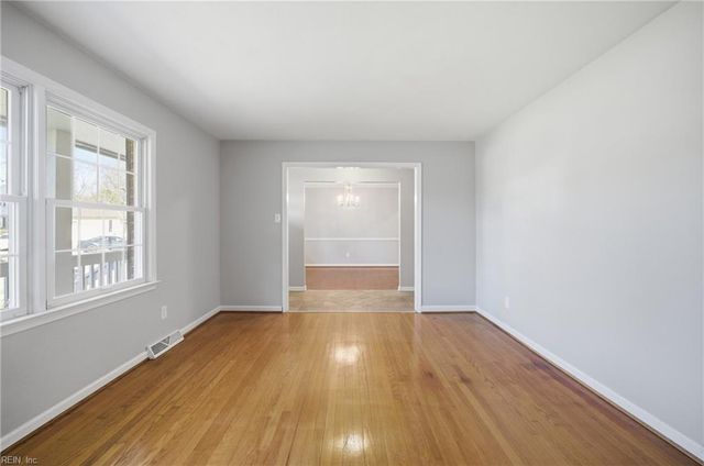 1695 Meredith RD, Virginia Beach, VA 23455