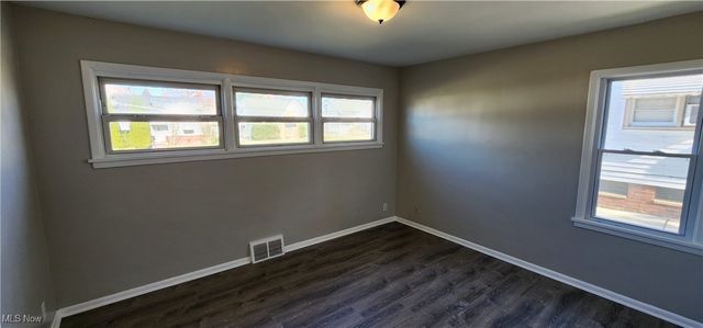 9516 Alexander Road, Garfield Heights, OH 44125