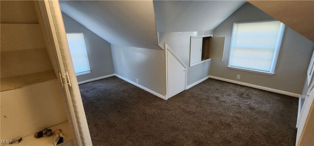 9516 Alexander Road, Garfield Heights, OH 44125