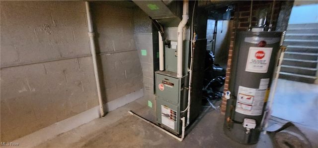 9516 Alexander Road, Garfield Heights, OH 44125