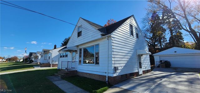 9516 Alexander Road, Garfield Heights, OH 44125