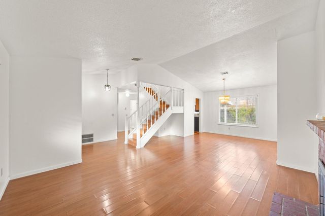 7765 Twain Ct, Sacramento, CA 95828