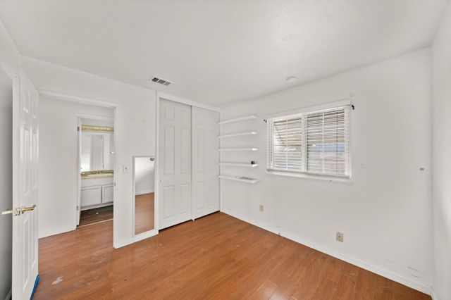 7765 Twain Ct, Sacramento, CA 95828