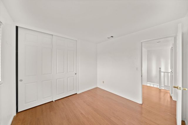 7765 Twain Ct, Sacramento, CA 95828