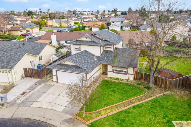 7765 Twain Ct, Sacramento, CA 95828