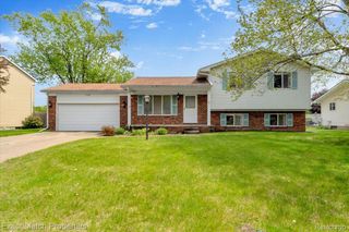 7186 Snow Apple Drive, Independence Charter Township, MI 48346