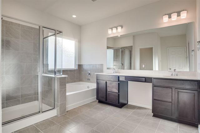 329 Fallbrook Drive, Aledo, TX 76008