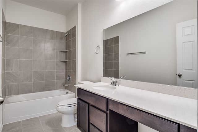 329 Fallbrook Drive, Aledo, TX 76008