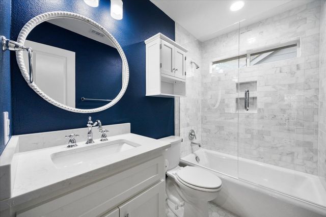 107 Defender Court, Rockwall, TX 75032