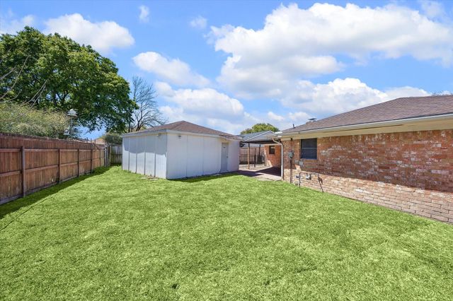 10314 Sagerock Drive, Houston, TX 77089