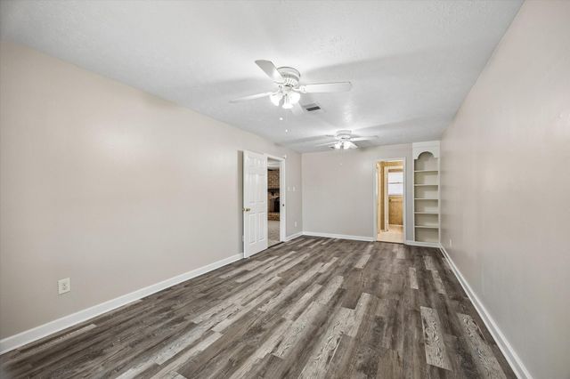 10314 Sagerock Drive, Houston, TX 77089