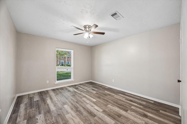 10314 Sagerock Drive, Houston, TX 77089