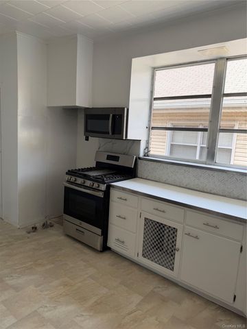 5719 64th Street, Maspeth, NY 11378
