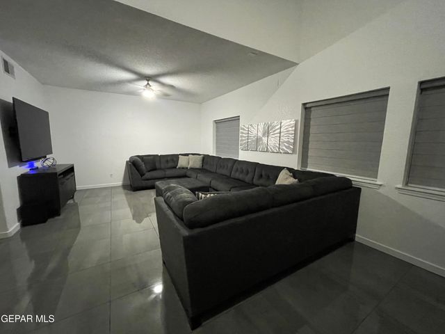 3624 Tierra Calida Drive, El Paso, TX 79938