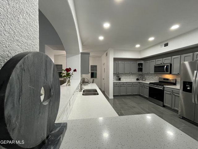 3624 Tierra Calida Drive, El Paso, TX 79938