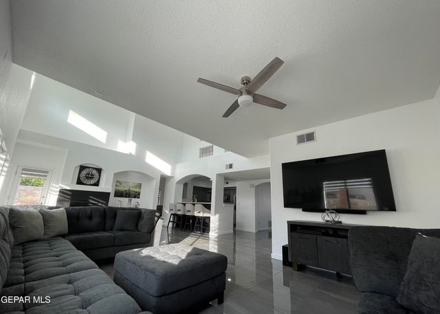 3624 Tierra Calida Drive, El Paso, TX 79938