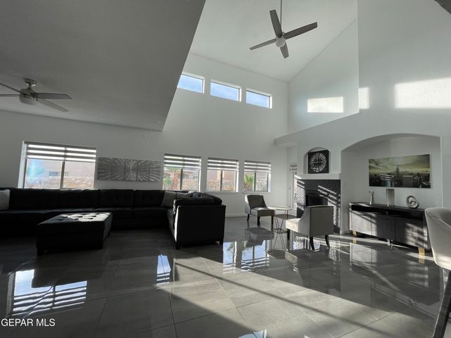 3624 Tierra Calida Drive, El Paso, TX 79938