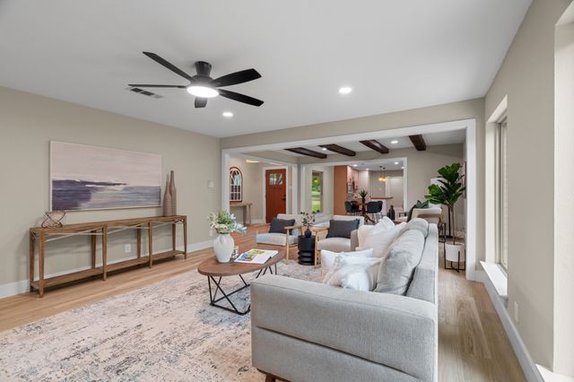 532 Holder Drive, Hurst, TX 76053